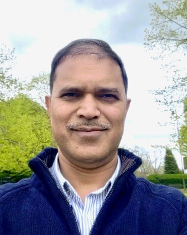 Headshot of Vinesh Munilall