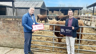 Chris Hinchcliff, MP with Jason Valentine at Standalone Farm.