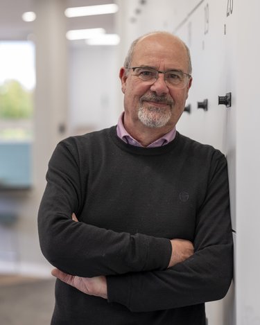 Headshot of Alastair Stewart