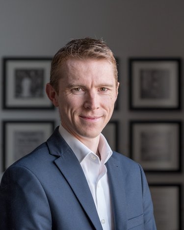 Headshot of Matthew Peak